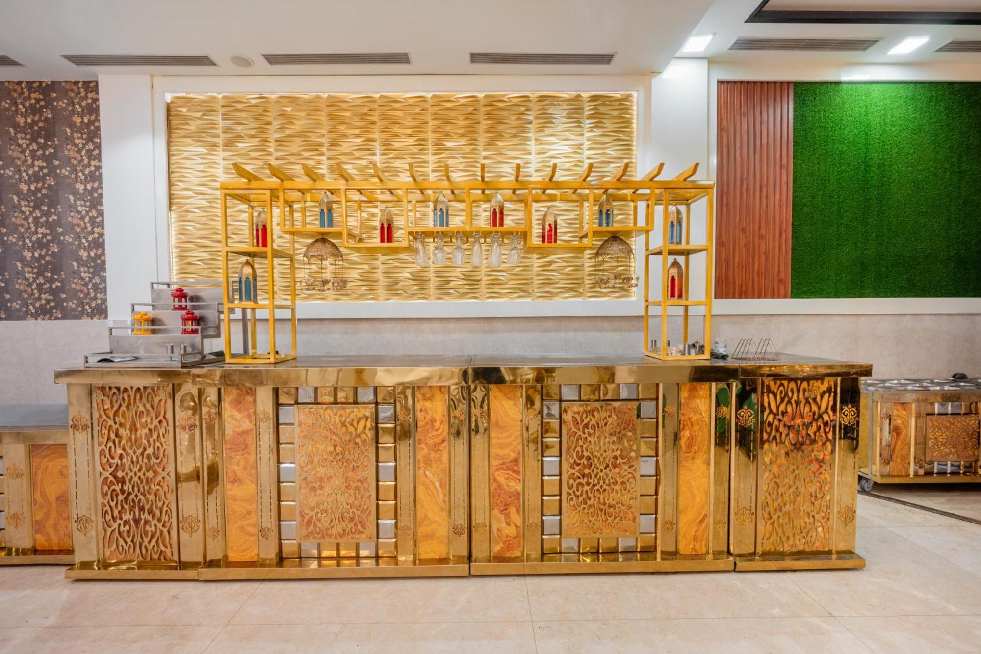 Hotel Vasdaa Grand Дехрадун Экстерьер фото